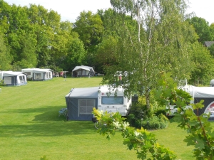 Beschutte plaatsen op boerderijcamping Pieterom in Sleen